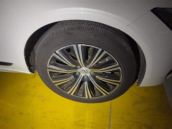 Фото 6 - Volvo S90