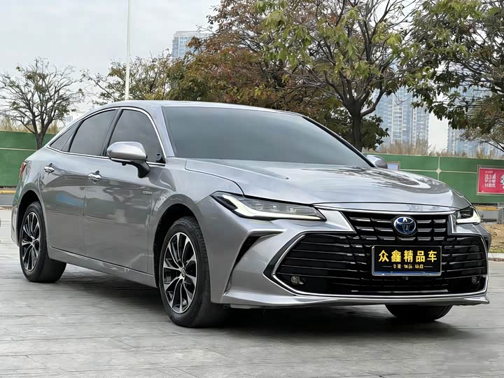 Фото 3 - Toyota Avalon