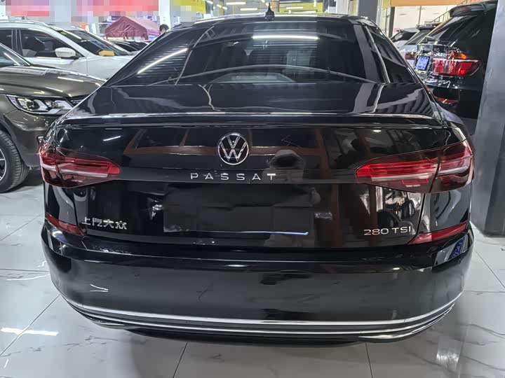 Фото 4 - Volkswagen Passat