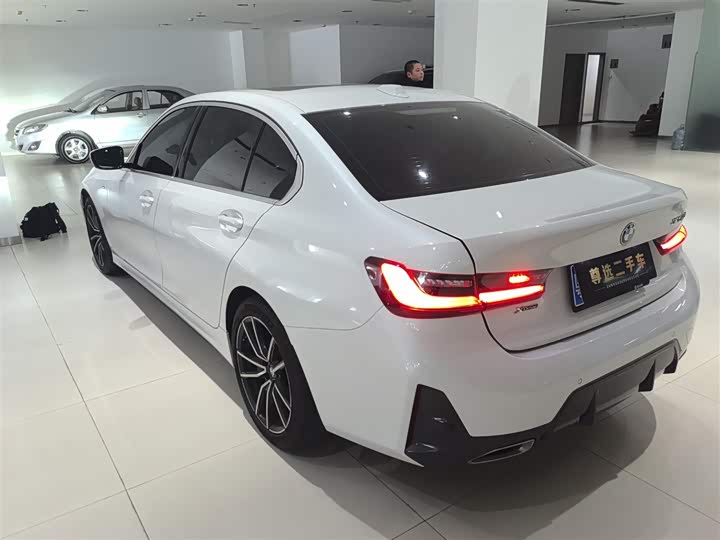 Фото 5 - BMW 3 Series