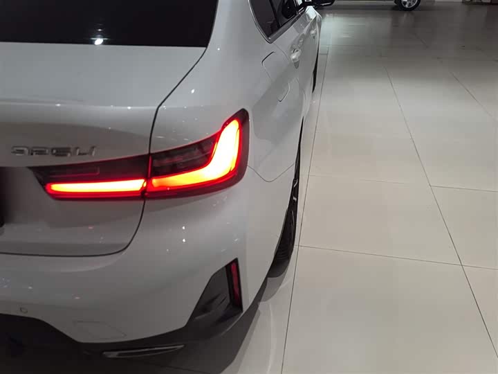 Фото 8 - BMW 3 Series