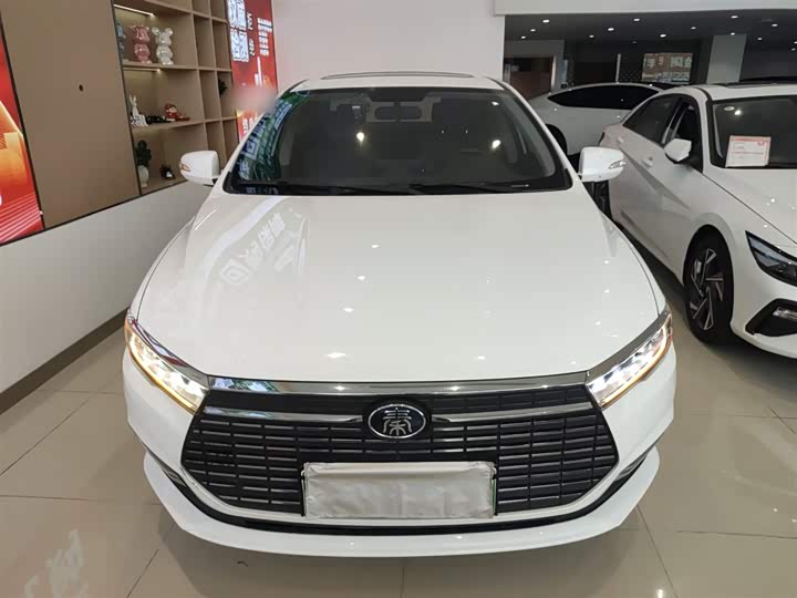 Фото 3 - BYD Qin EV
