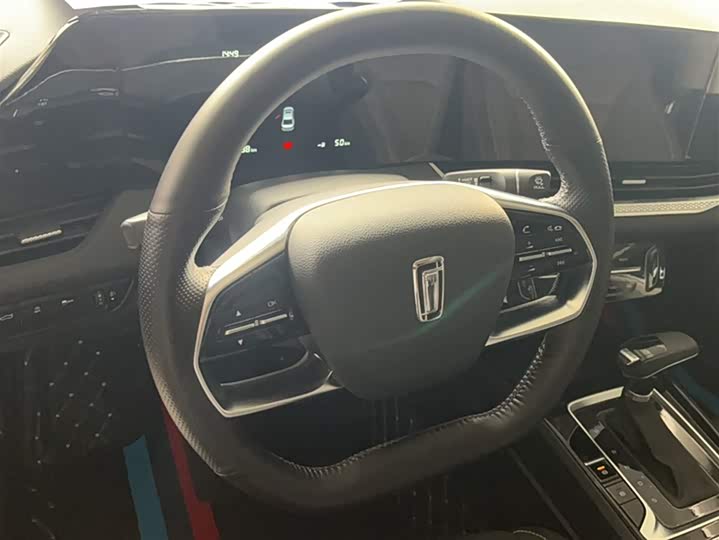 Фото 4 - Bestune B70