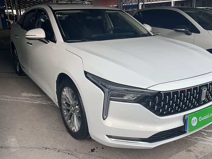 Фото 9 - Bestune B70