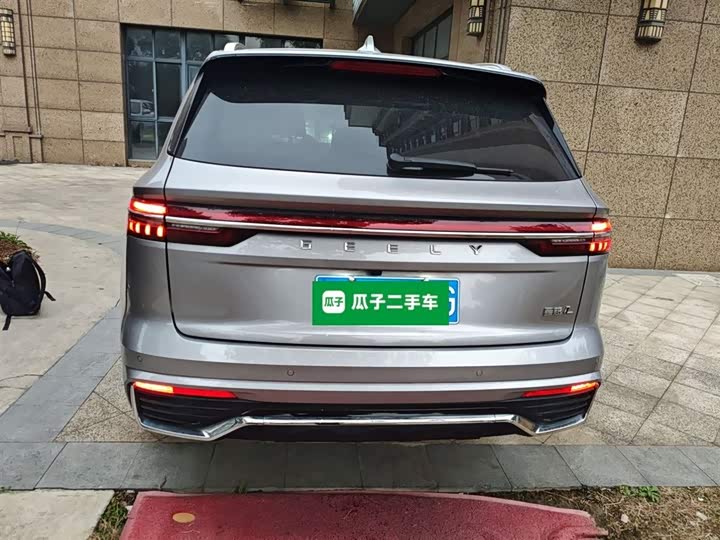 Фото 6 - Geely Monjaro