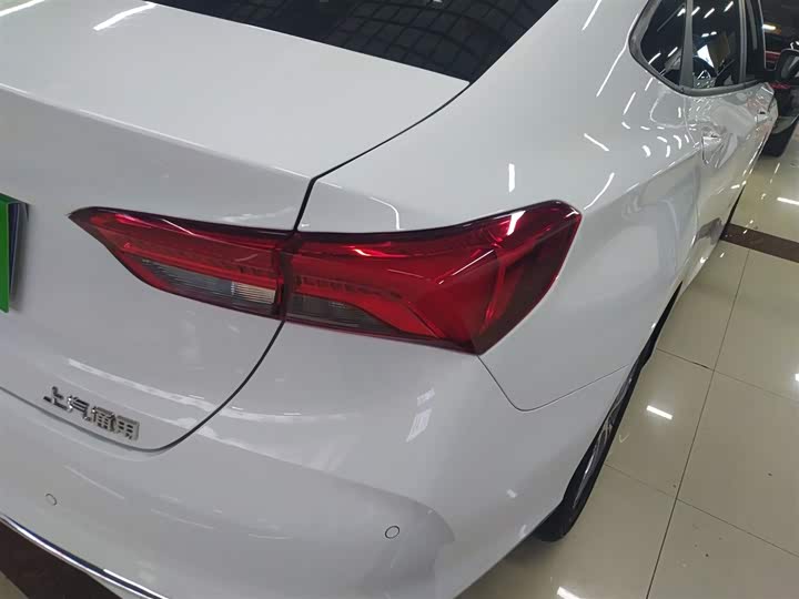 Фото 8 - Buick Verano