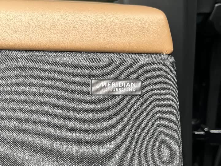 Фото 8 - Land Rover Range Rover Sport