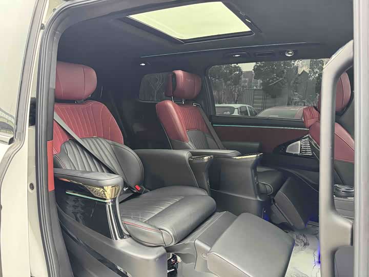 Фото 8 - GAC Trumpchi M8