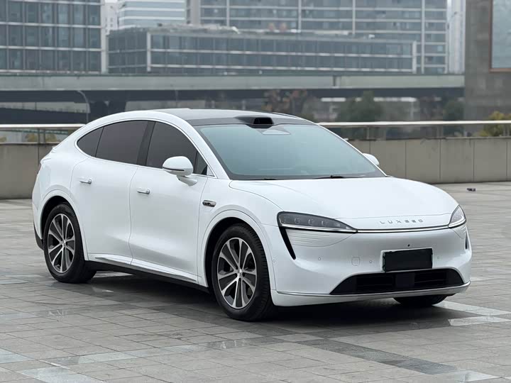 Фото 5 - Luxeed R7