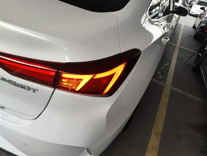 Фото 8 - Changan Eado Plus