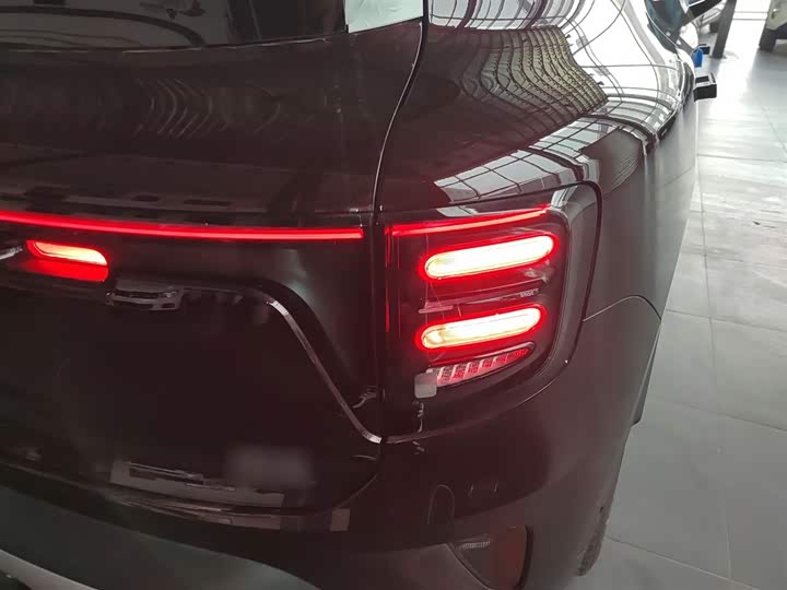 Фото 8 - Smart #5