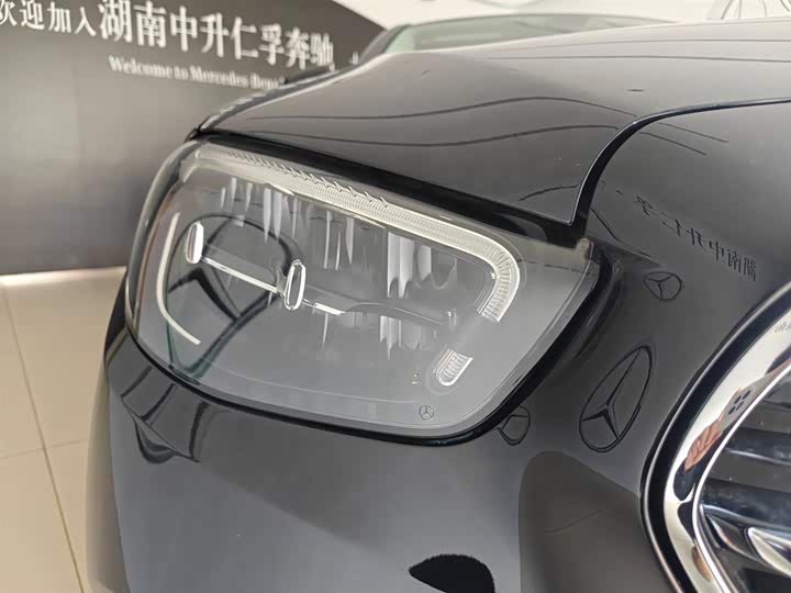 Фото 8 - Mercedes-Benz E-Class