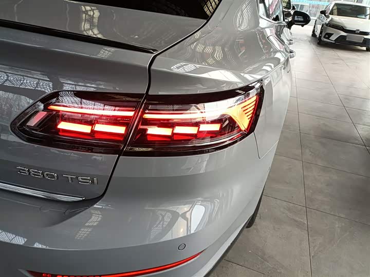 Фото 8 - Volkswagen CC