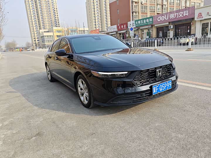 Фото 3 - Honda Accord