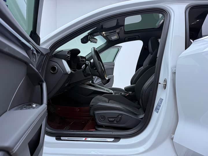 Фото 5 - Audi A3