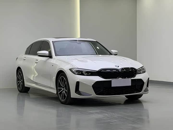 Фото 3 - BMW 3 Series