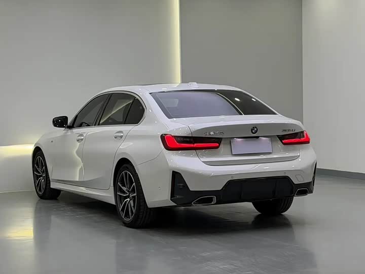 Фото 4 - BMW 3 Series
