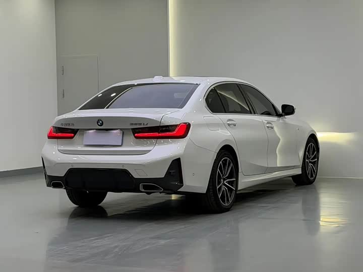 Фото 6 - BMW 3 Series