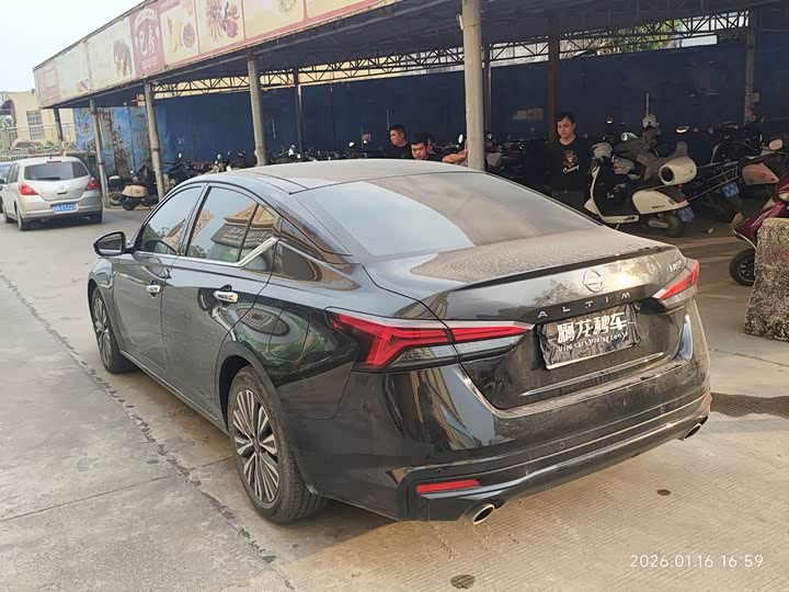 Фото 5 - Nissan Teana