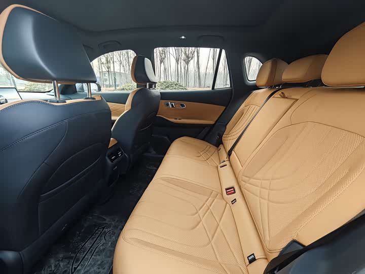 Фото 5 - Geely Galaxy Starship 7