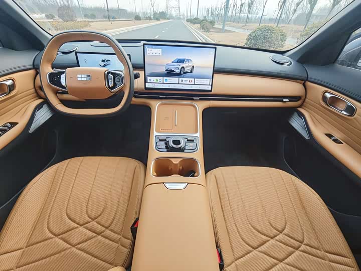 Фото 6 - Geely Galaxy Starship 7