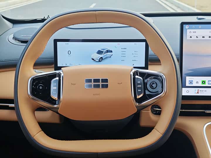 Фото 8 - Geely Galaxy Starship 7