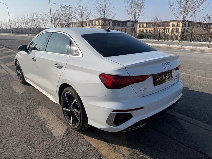 Фото 4 - Audi A3