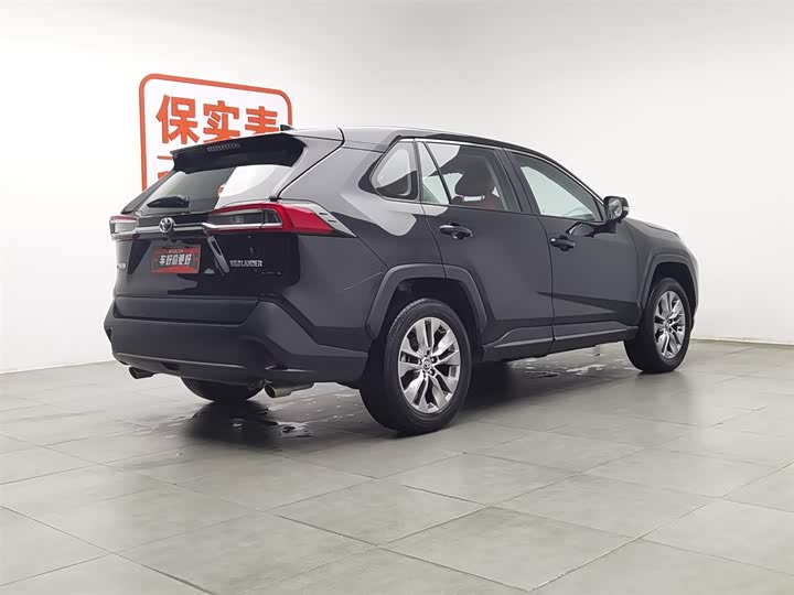 Фото 2 - Toyota Wildlander