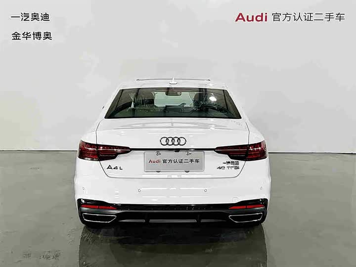 Фото 5 - Audi A4L