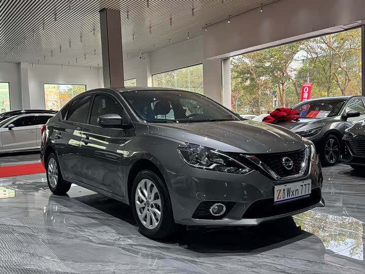 Фото 4 - Nissan Sylphy