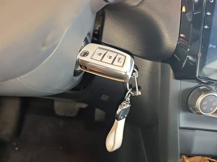 Фото 9 - Nissan Sylphy