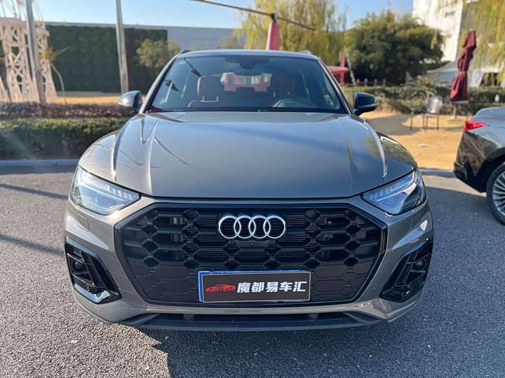 Фото 2 - Audi SQ5