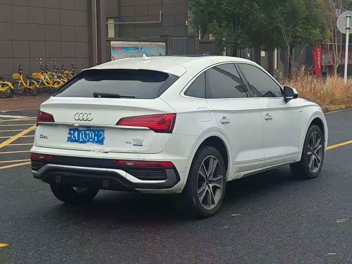 Фото 7 - Audi Q5L Sportback