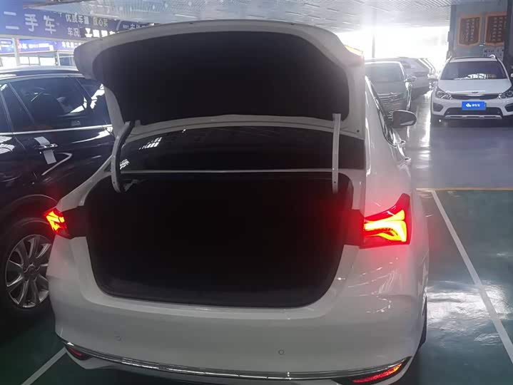 Фото 4 - Buick Verano