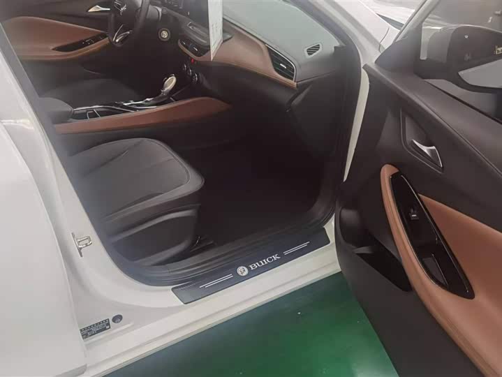 Фото 8 - Buick Verano