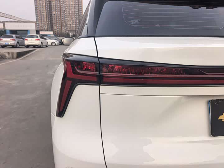 Фото 8 - Changan CS75 Plus