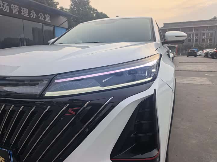 Фото 9 - Changan CS75 Plus