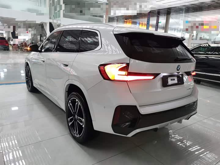 Фото 5 - BMW X1