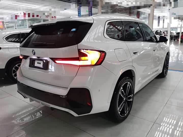 Фото 7 - BMW X1