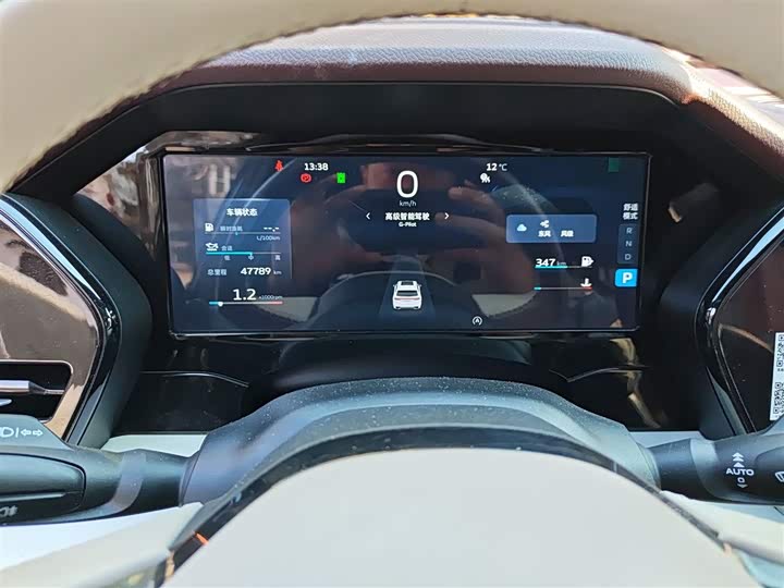 Фото 5 - Geely Monjaro