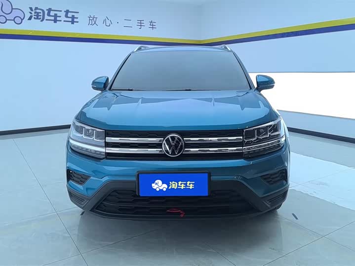 Фото 2 - Volkswagen Tharu