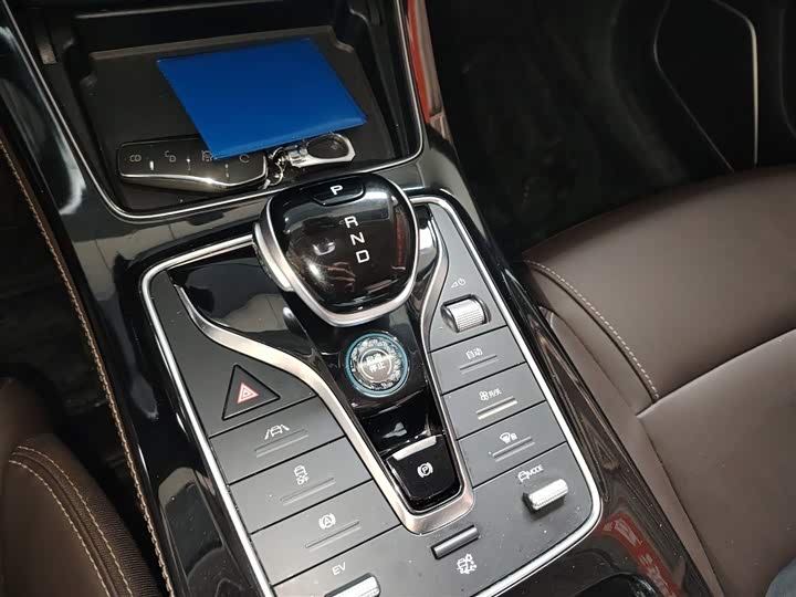 Фото 6 - BYD Song Max Hybrid