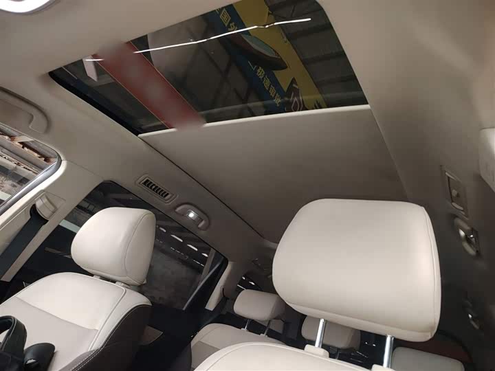 Фото 8 - BYD Song Max Hybrid