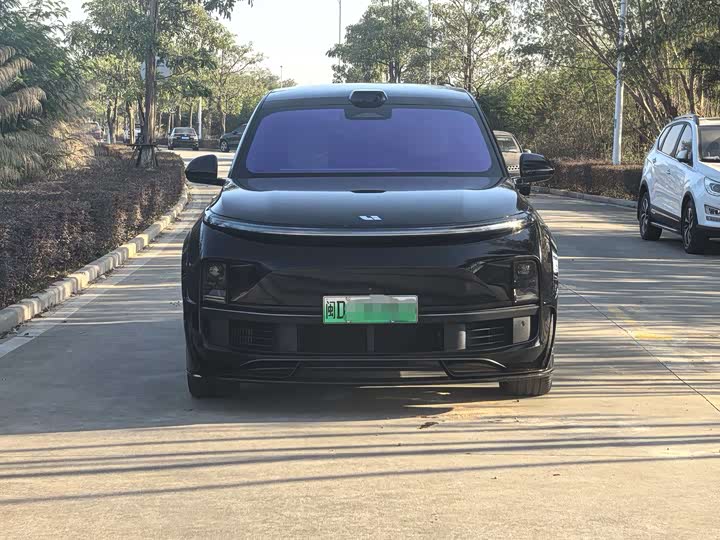 Фото 2 - LiXiang L9