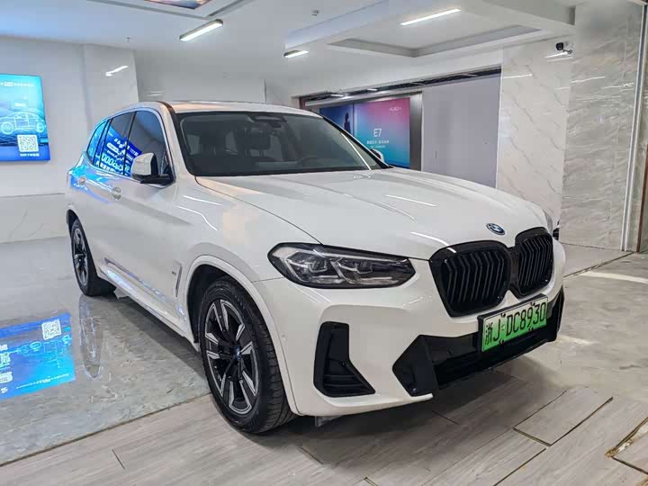 Фото 3 - BMW iX3