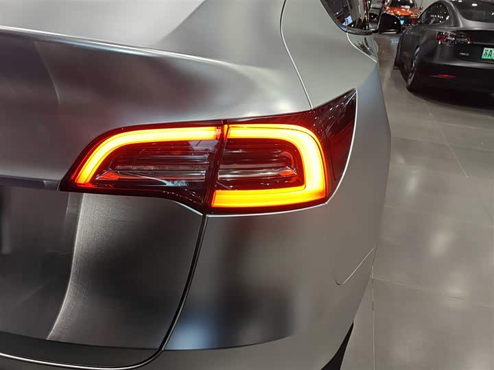 Фото 8 - Tesla Model Y