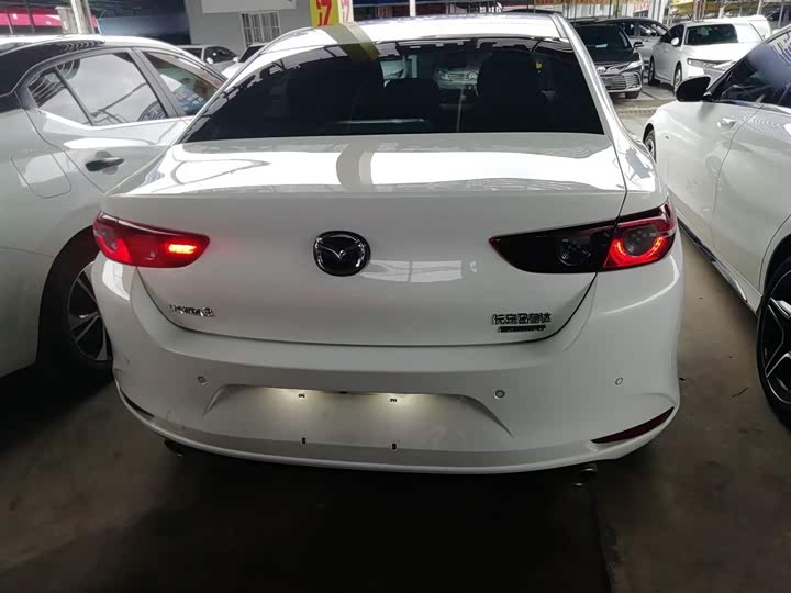 Фото 6 - Mazda 3 (Axela)