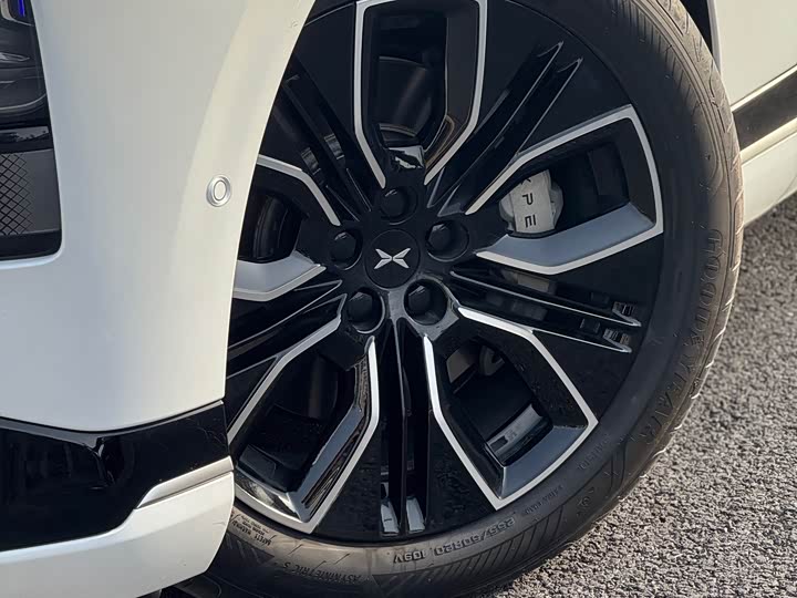 Фото 7 - XPeng G9