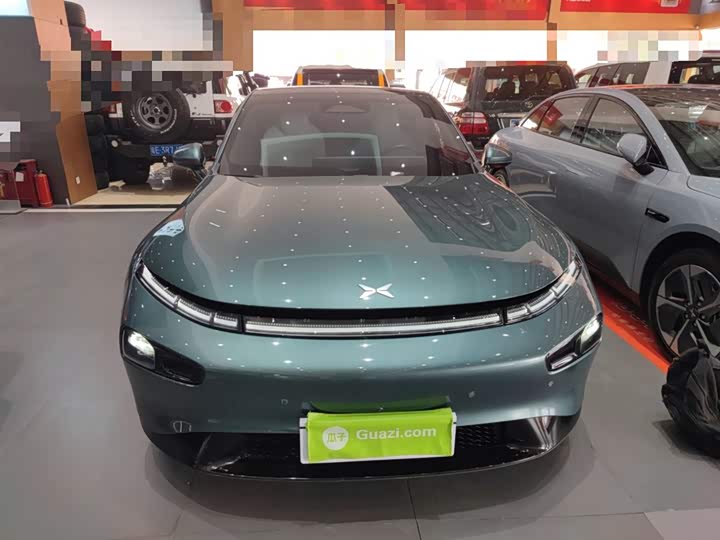 Фото 3 - XPeng P7