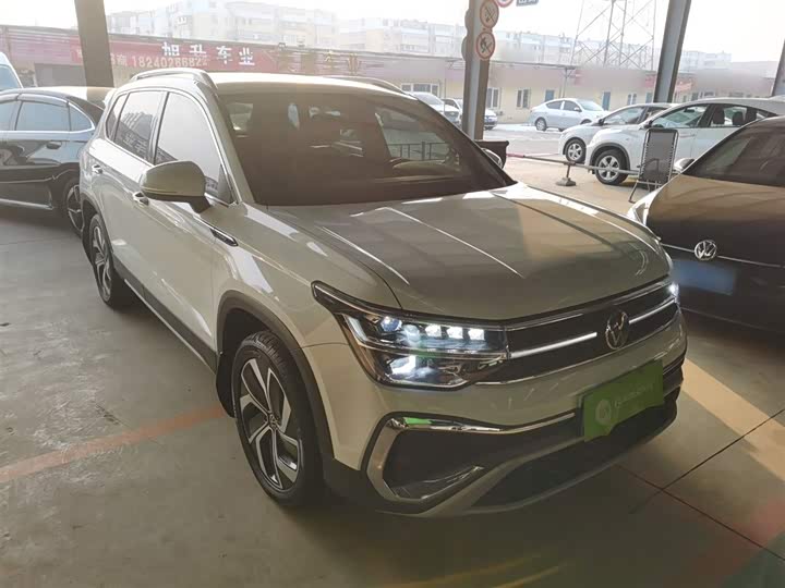 Фото 4 - Volkswagen Tharu